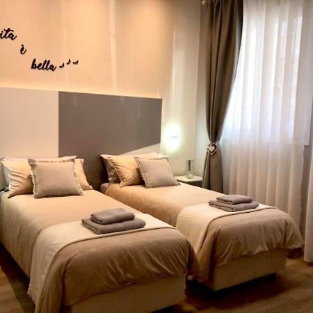 Room Sweet Room 2 Bologna Eksteriør bilde